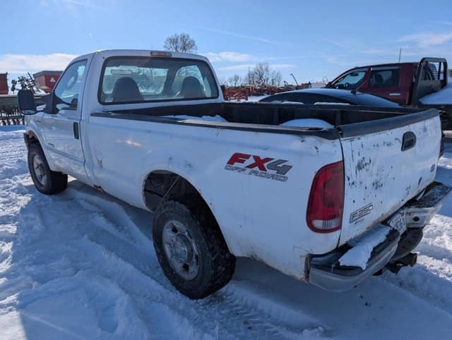 Image of Ford F-250 equipment image 4