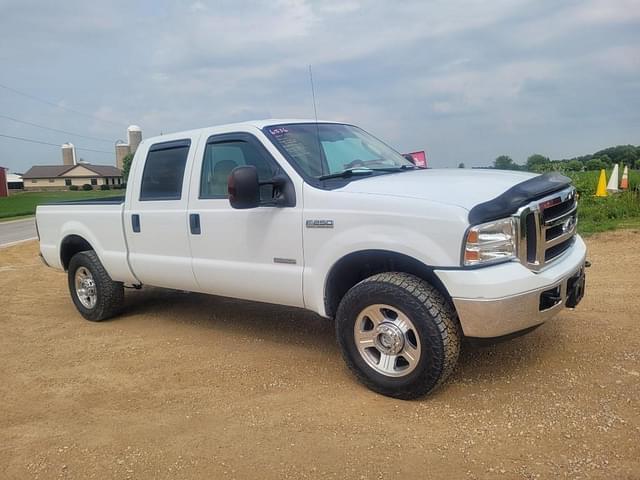 Image of Ford F-250 equipment image 4