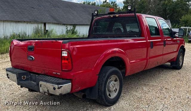 Image of Ford F-250 equipment image 4
