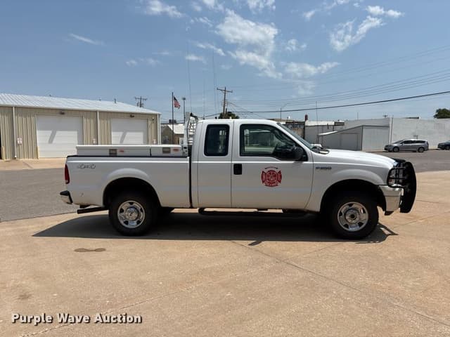 Image of Ford F-250 equipment image 3