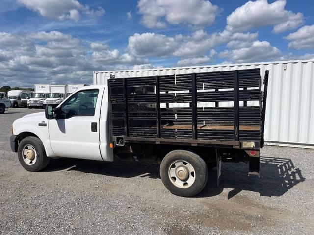 Image of Ford F-250 equipment image 1