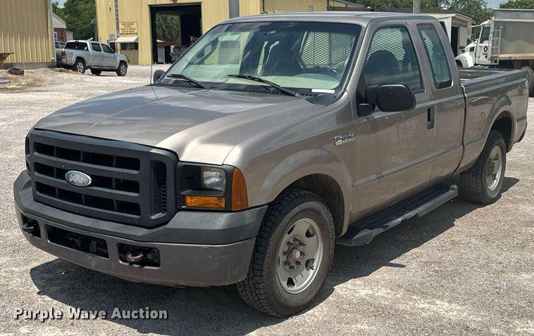 Image of Ford F-250 Primary image