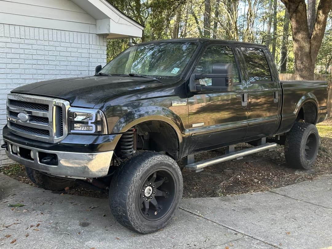 Image of Ford F-250 Primary image