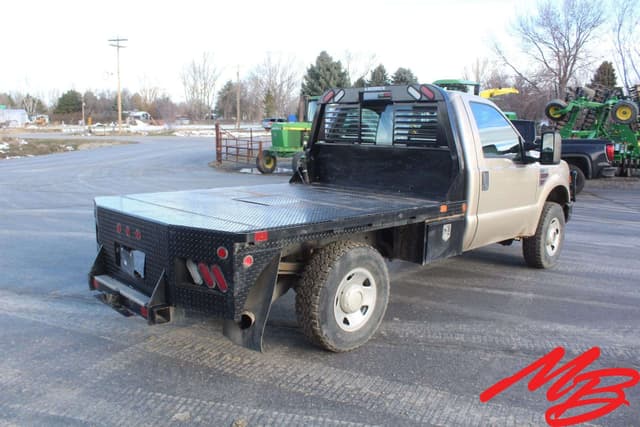 Image of Ford F-250 equipment image 4