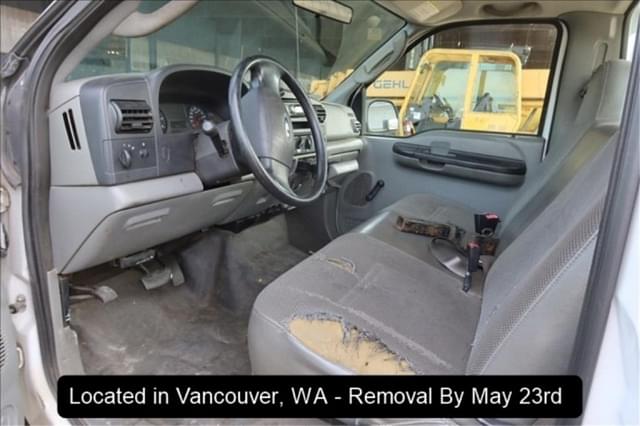 Image of Ford F-250 equipment image 4