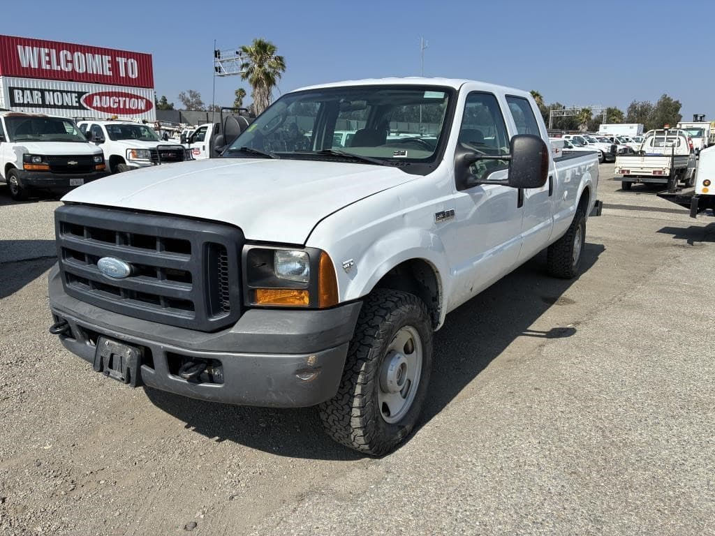 Image of Ford F-350 Primary image