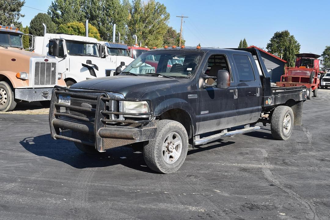 Image of Ford F-350 Primary image