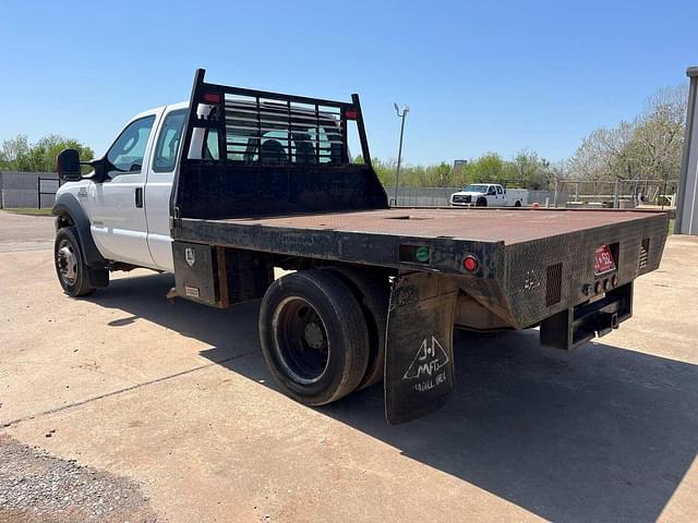 Image of Ford F-450 equipment image 3