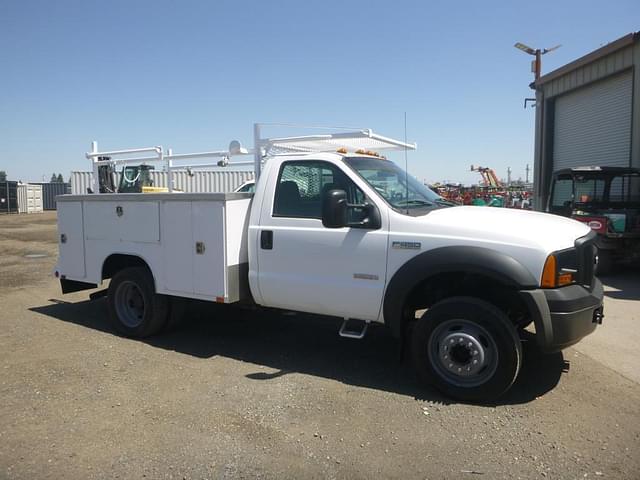 Image of Ford F-450 equipment image 1