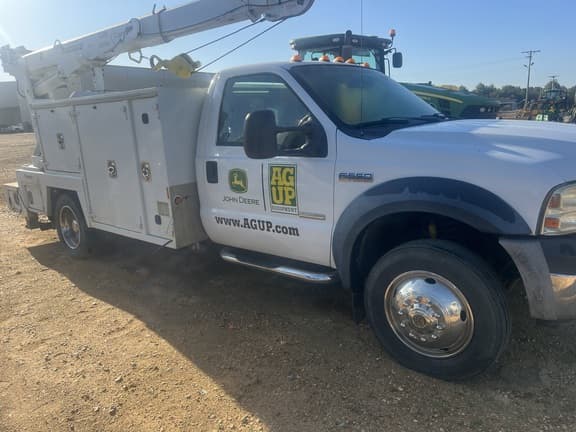 Image of Ford F-550 Image 1