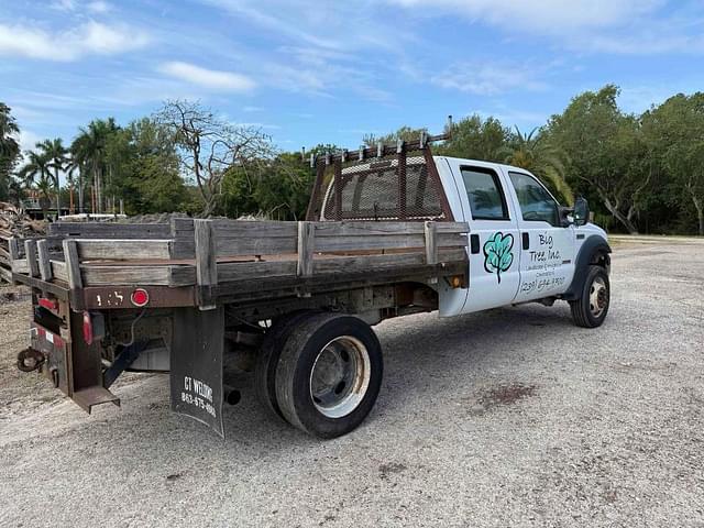 Image of Ford F-550 equipment image 4
