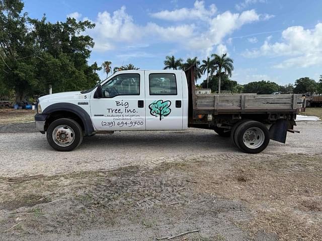 Image of Ford F-550 equipment image 1