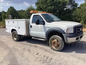 2007 Ford F-550 Image