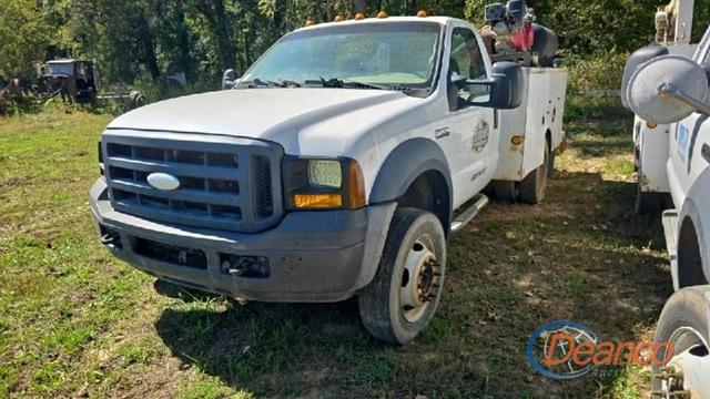 Image of Ford F-550 equipment image 1