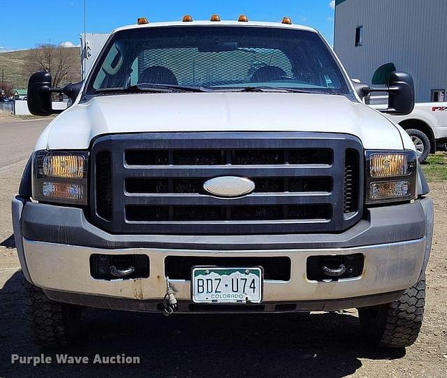 Image of Ford F-550 equipment image 1