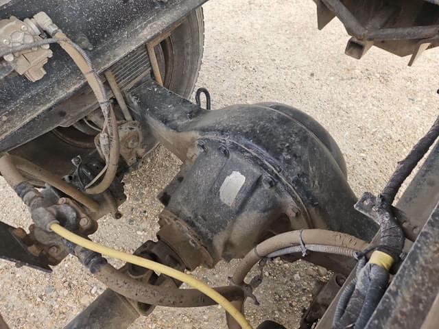 Image of Ford F-650 equipment image 3