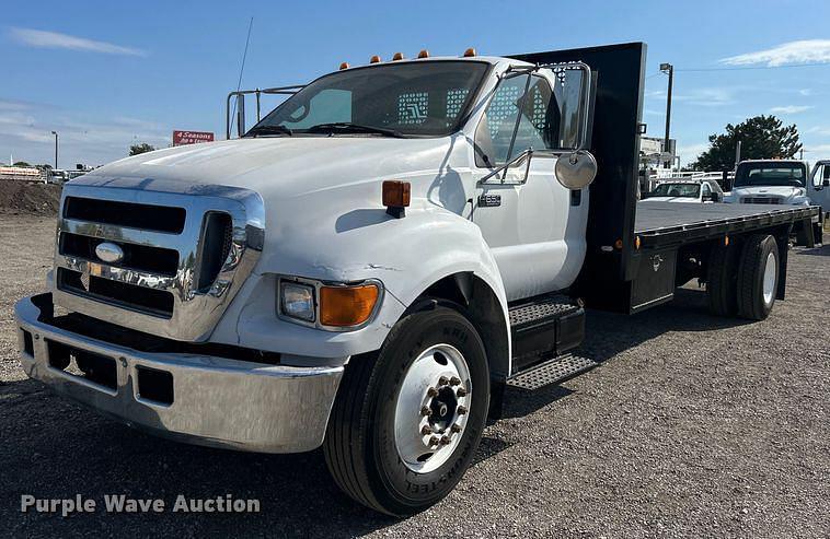 Image of Ford F-650 Primary image