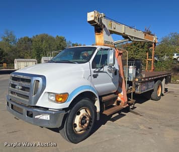 Main image Ford F-750