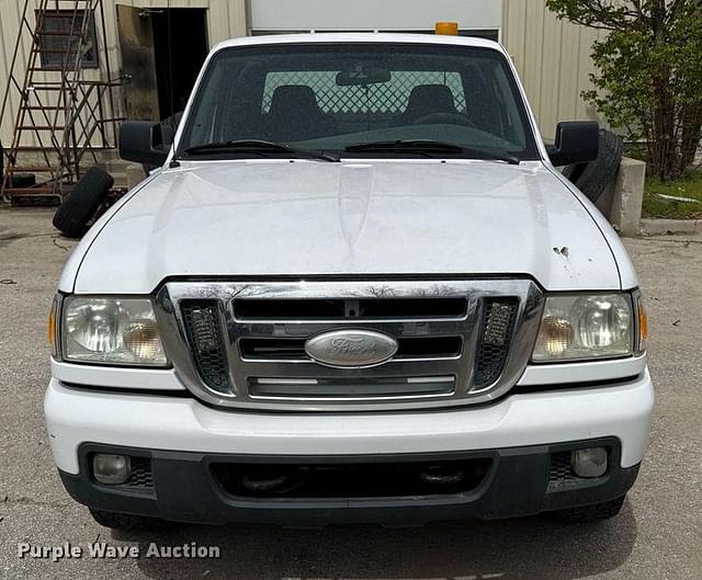 Image of Ford Ranger XLT equipment image 1