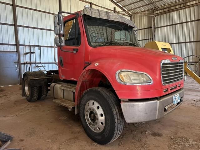 Image of Freightliner Business Class M2 equipment image 1