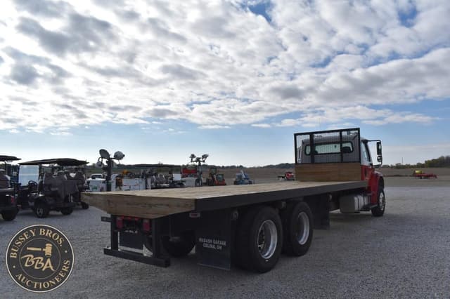 Image of Freightliner Business Class M2 equipment image 4