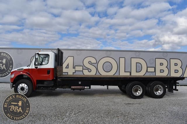 Image of Freightliner Business Class M2 equipment image 1