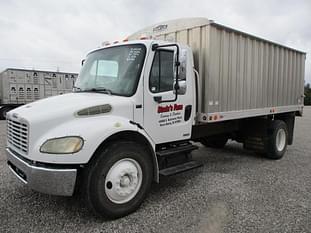 2007 Freightliner Business Class M2 106 Equipment Image0