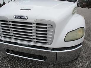 Main image Freightliner Business Class M2 106 11