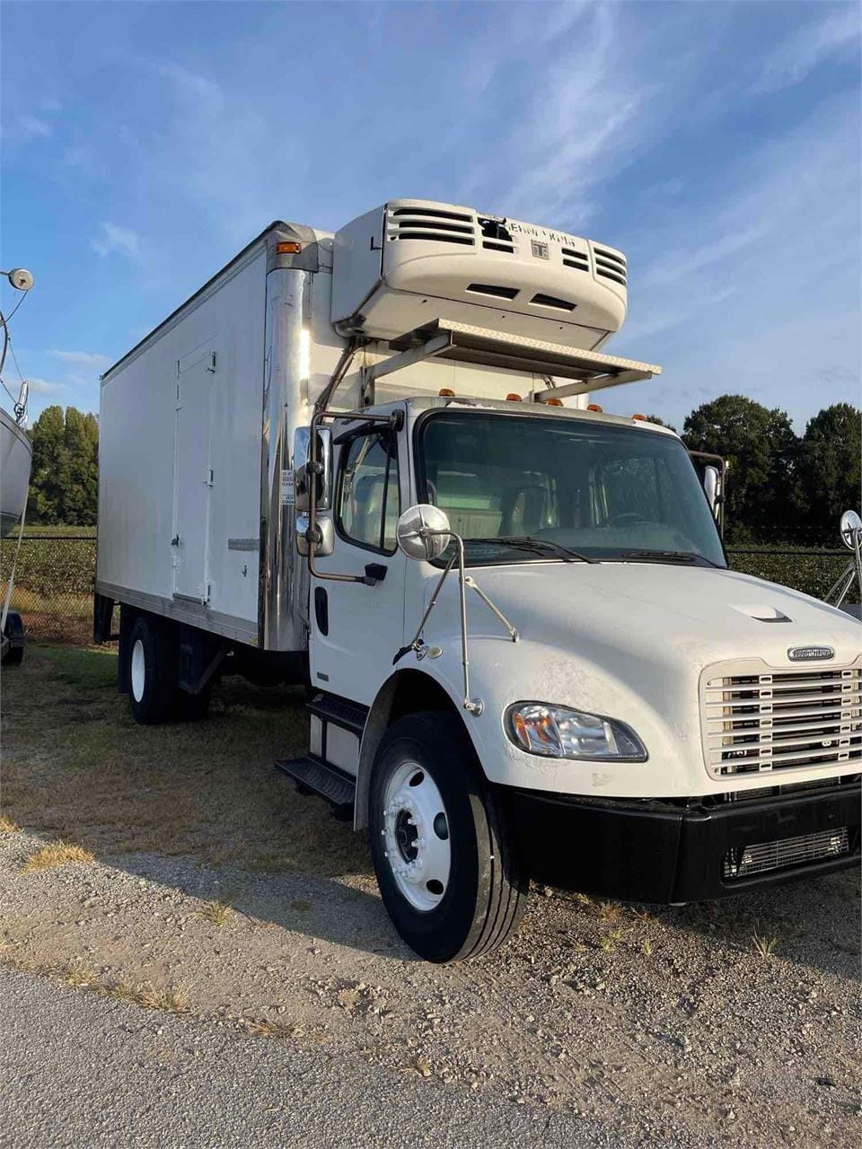 Main image Freightliner M2