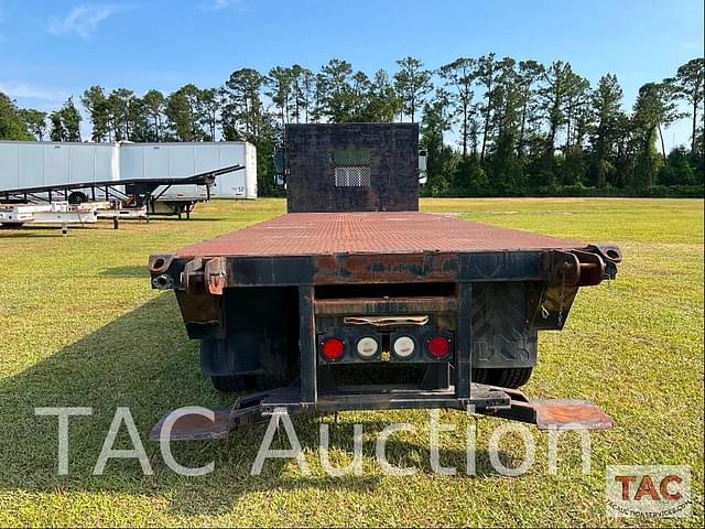 Image of Freightliner Business Class M2 112 equipment image 3