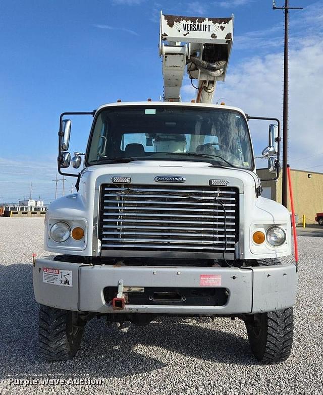 Image of Freightliner Business Class M2 equipment image 1