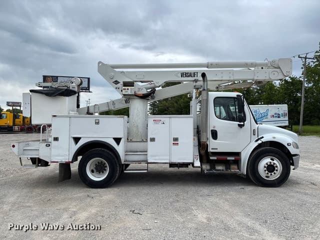 Image of Freightliner Business Class M2 equipment image 3