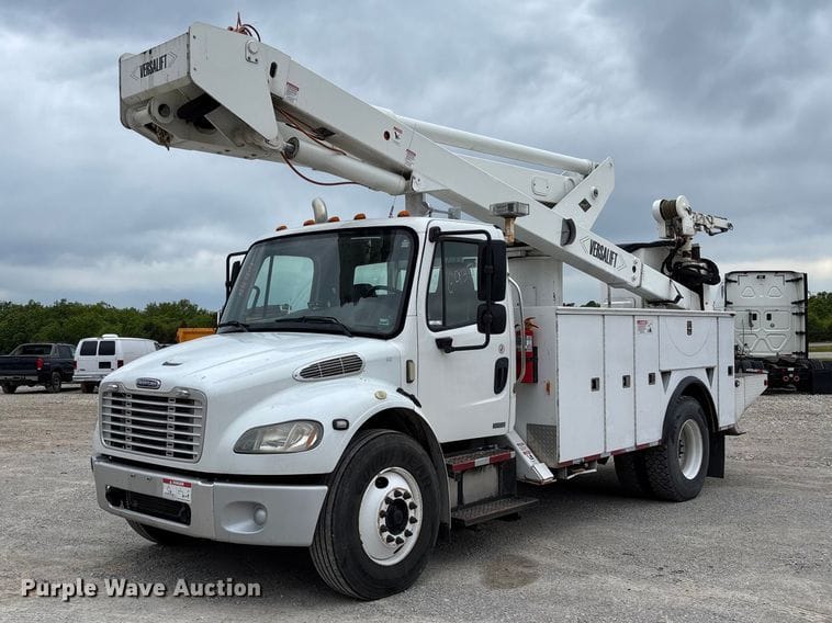 2007 Freightliner Business Class M2 Equipment Image0