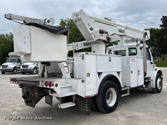 Image of Freightliner Business Class M2 equipment image 4