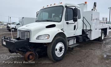 Main image Freightliner Business Class M2