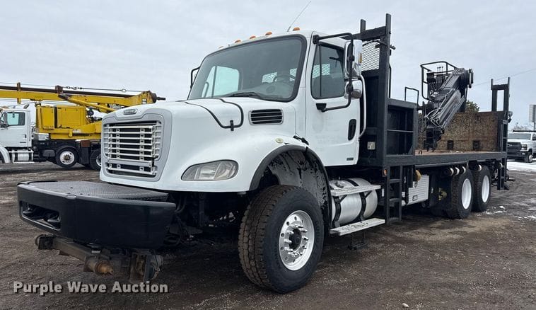 2006 Freightliner Business Class M2 Equipment Image0