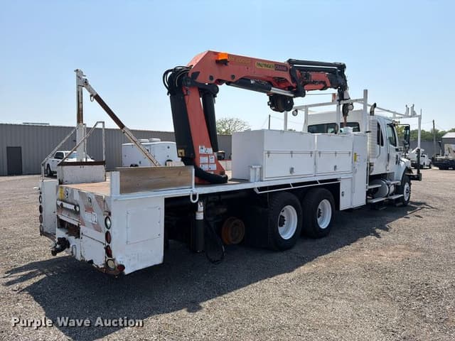Image of Freightliner Business Class M2 equipment image 4