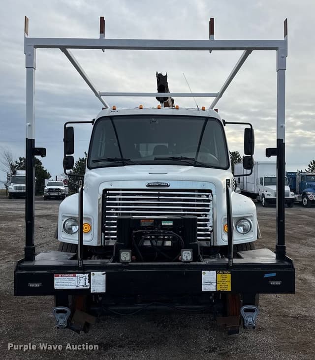 Image of Freightliner Business Class M2 equipment image 1