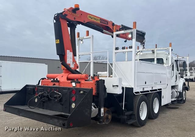 Image of Freightliner Business Class M2 equipment image 4