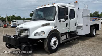 Main image Freightliner Business Class M2