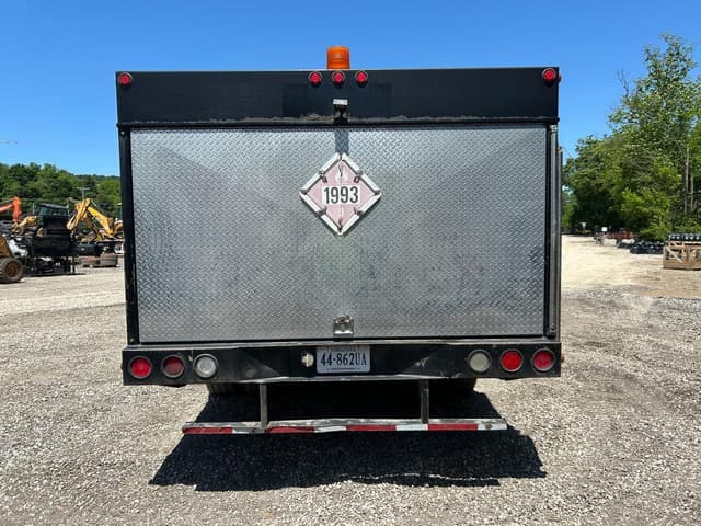 Image of Freightliner M2 equipment image 2