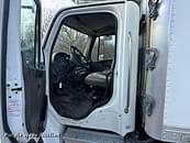 Thumbnail image Freightliner Business Class M2 72