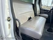Thumbnail image Freightliner Business Class M2 95