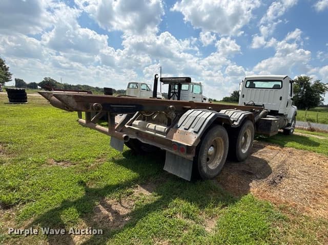 Image of Freightliner Business Class M2 equipment image 3