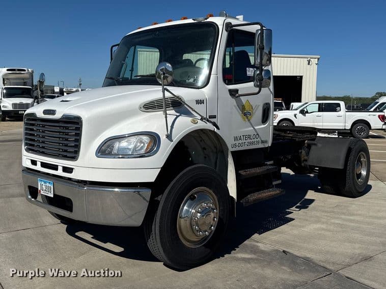 Image of Freightliner Business Class M2 Primary image