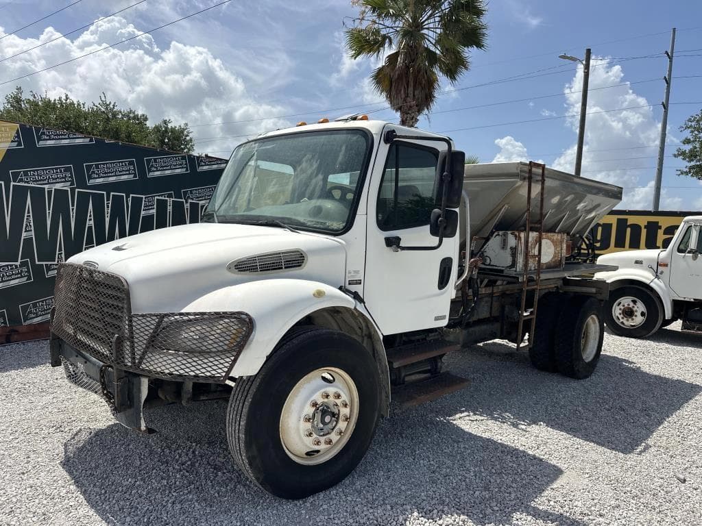 Image of Freightliner M2 Primary image