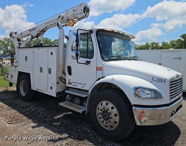 Image of Freightliner Business Class M2 equipment image 2