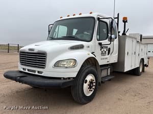 2007 Freightliner Business Class M2 Image