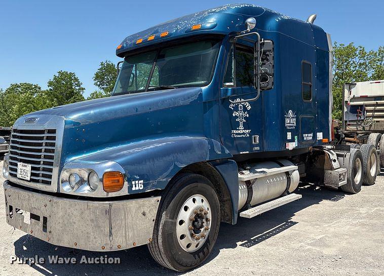 Image of Freightliner Century Class Primary image