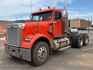 2007 Freightliner Classic Image